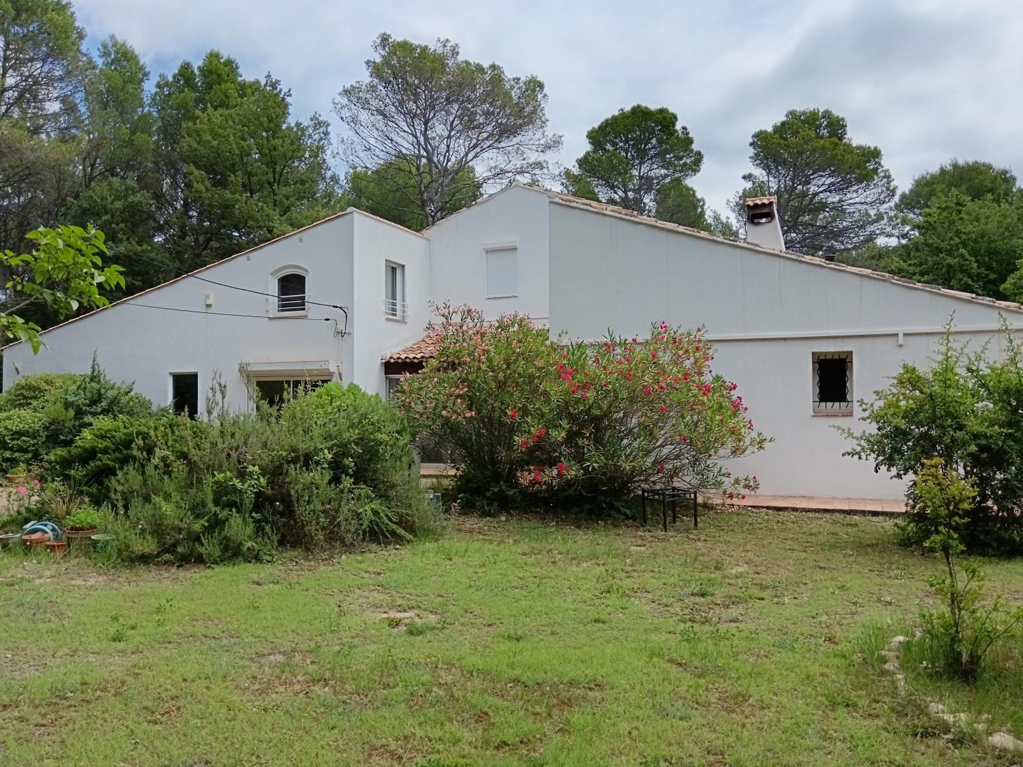 Le Clos Zinou Apartamento Lambesc