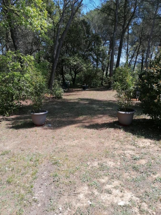 Le Clos Zinou Apartment *